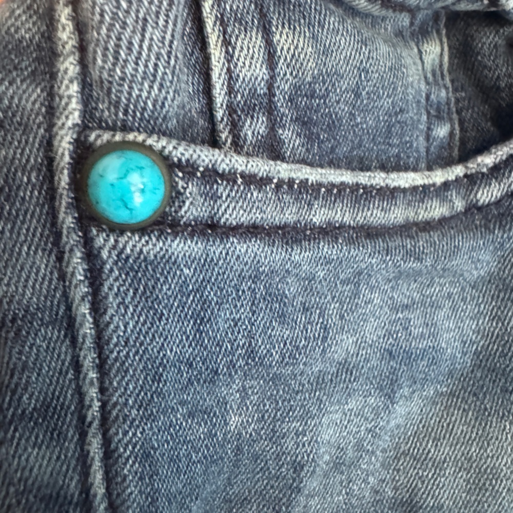 GUESS Jeans - Picture 3 of 5